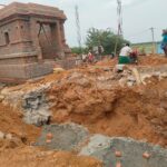 1003107452-150x150 கோவில் கட்டும் பணியின் போது பூமியில் கிடைத்த சுவாமி சிலைகள்