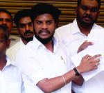 ஸ்ரீரங்கம் கோவில் சொத்து மோசடி பின்னணியில் யார் இருந்தாலும் கடும் நடவடிக்கை – அமைச்சர் ரமேஷ்
