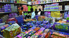 தீபாவளி பண்டிகையை முன்னிட்டு தற்காலிக பட்டாசு கடை அமைக்க விண்ணப்பிக்கலாம்: – திருப்பூர் கலெக்டர் தகவல்
